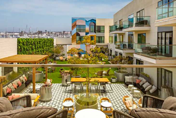 Artificial grass common area at hotel