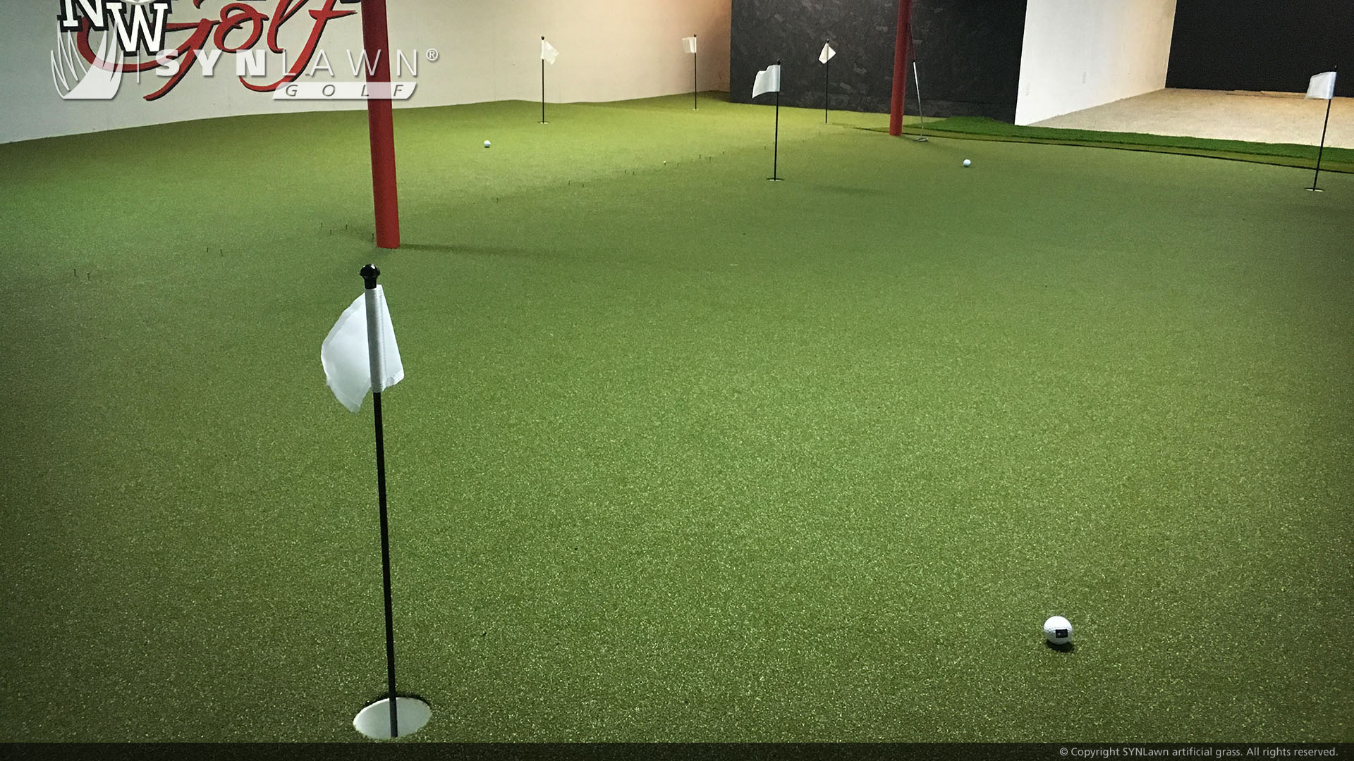 Indoor putting green in Atlanta, GA