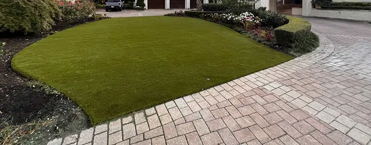 Artificial grass driveway installed by SYNLawn